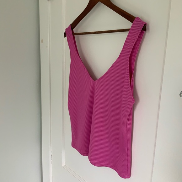 Crop top by Zara - Picture 1 of 3